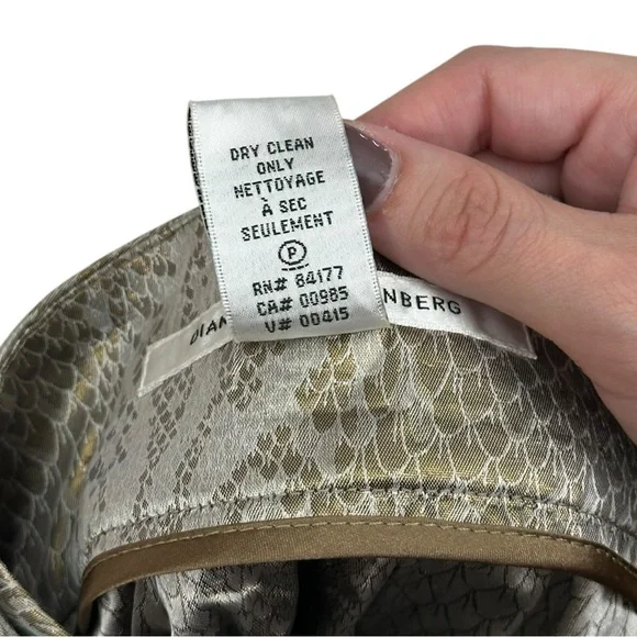 Diane Von Furstenberg Metallic A-Line Skirt - Size 8 - Picture 3 of 4